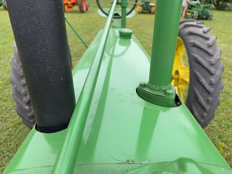 john-deere-model-b-image-11