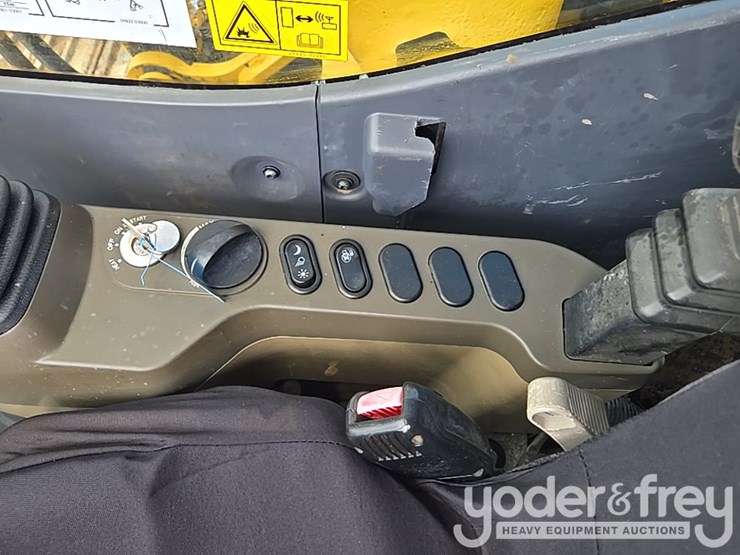 2016-komatsu-pc170-lc-10-image-59