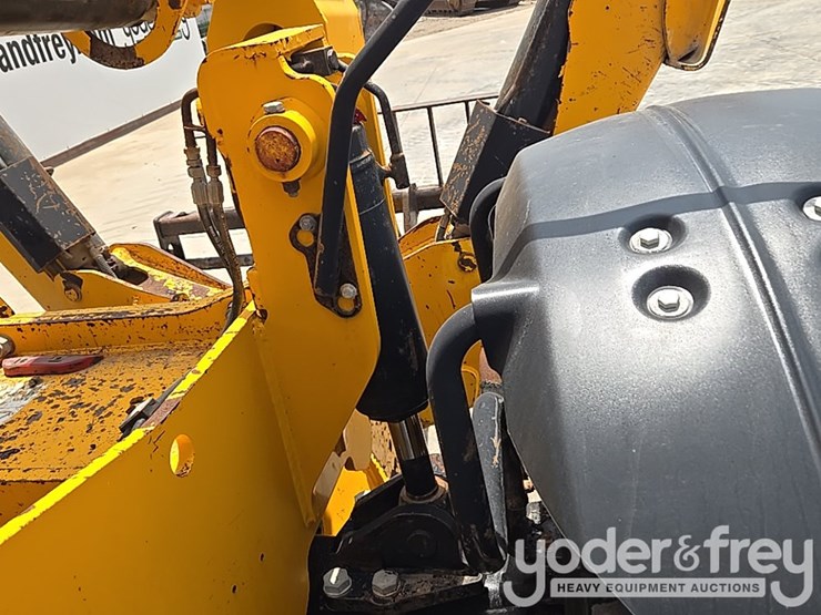 2017-jcb-510-56-image-31