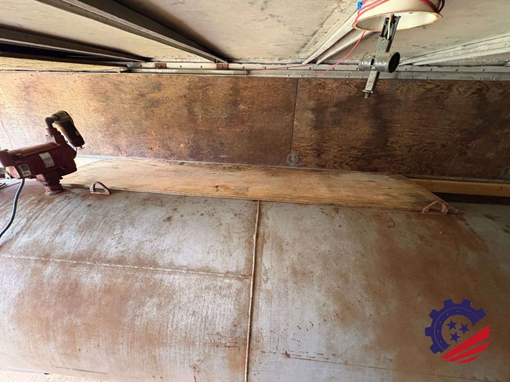jobsite-fuel-tank-&-dual-t/a-storage-gooseneck-trailer-image-36