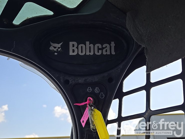 2019-bobcat-s450-image-40