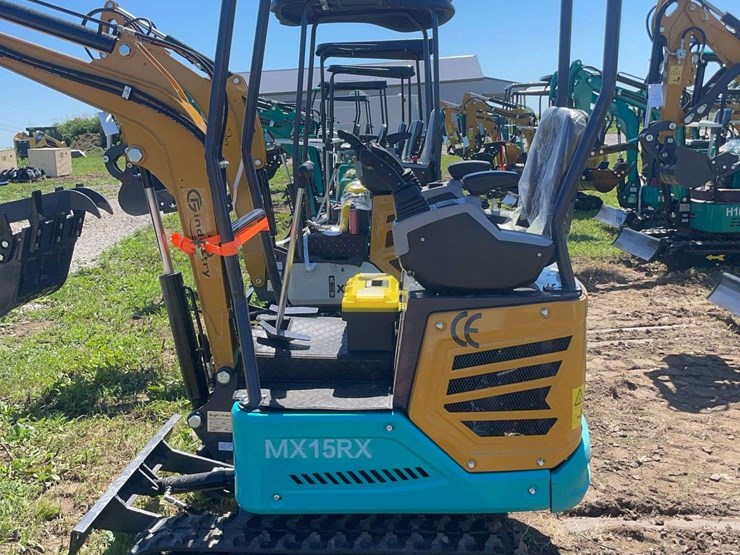 mx15rx-mini-excavator-image-10