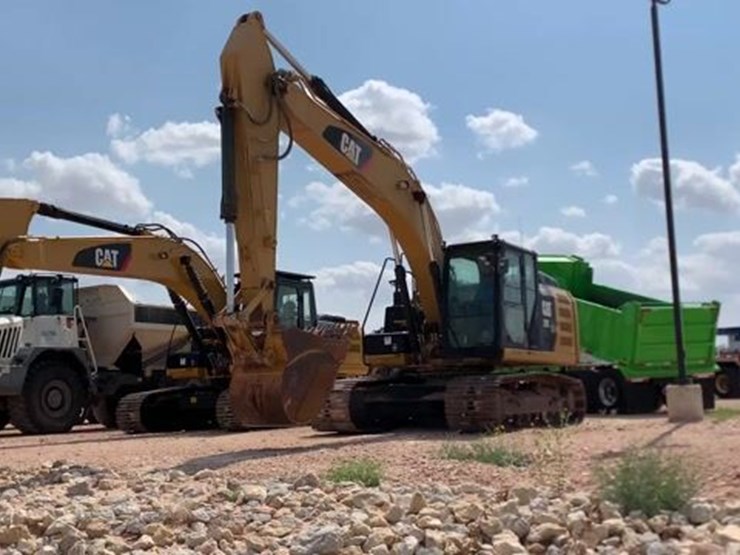 caterpillar-320e-image-1