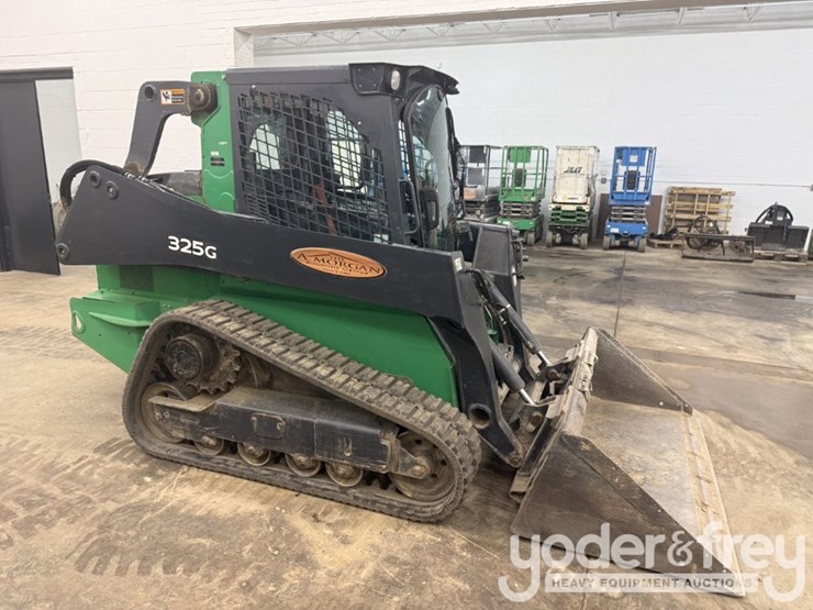 2019-deere-325g-image-10