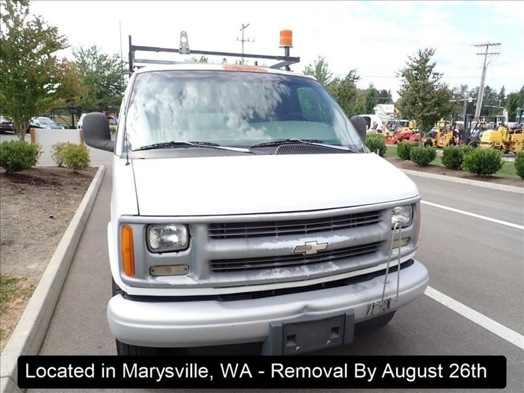 2001-chevrolet-express-3500-image-12