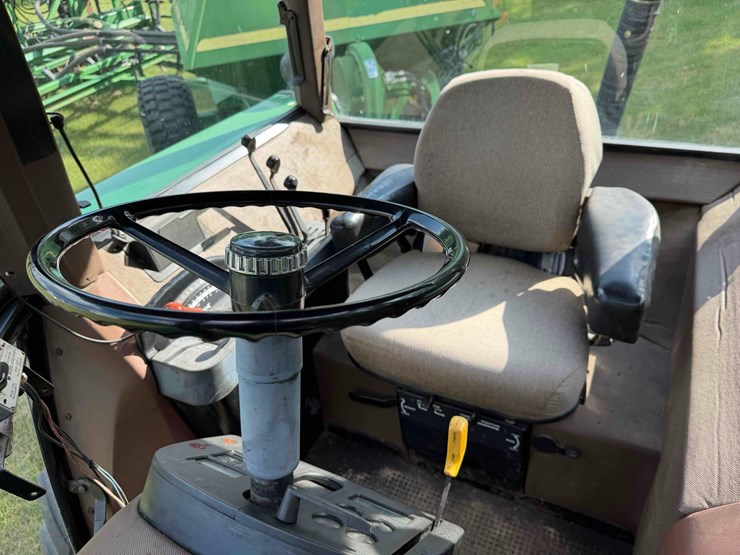 john-deere-4450-image-16