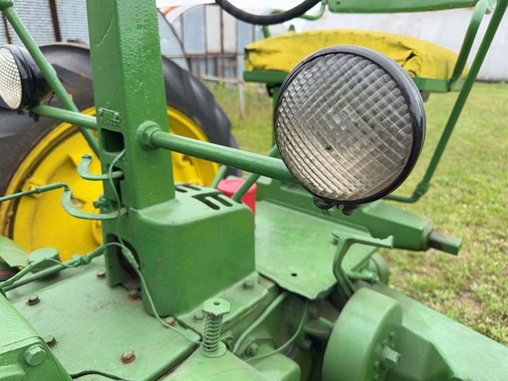 john-deere-model-b-image-38