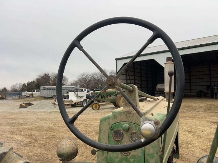 john-deere-70-image-38