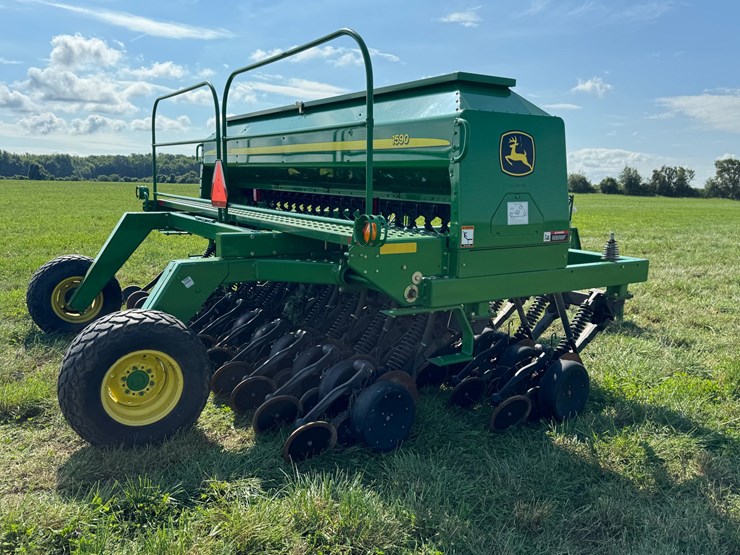 john-deere-1590-image-10