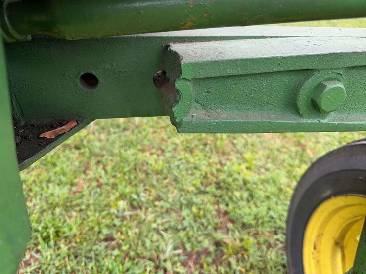 1957-john-deere-420-image-16