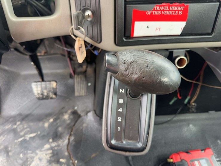 2009-international-durastar-4300-image-20