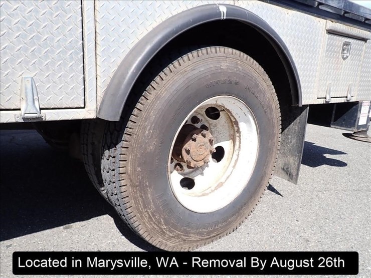 2002-ford-f750-image-23