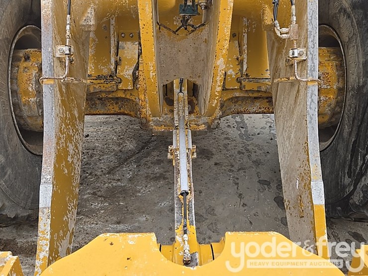 2019-caterpillar-938m-image-21