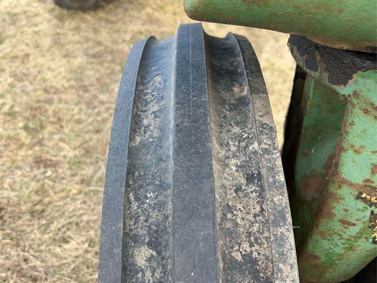 john-deere-50-image-17