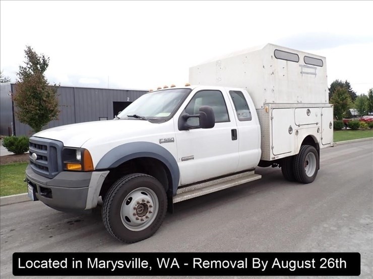 2006-ford-f550-image-1