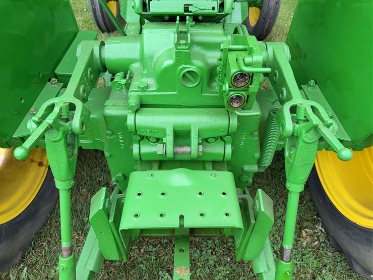 2010-john-deere-2010-image-38