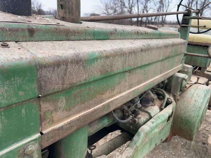 john-deere-model-b-image-13