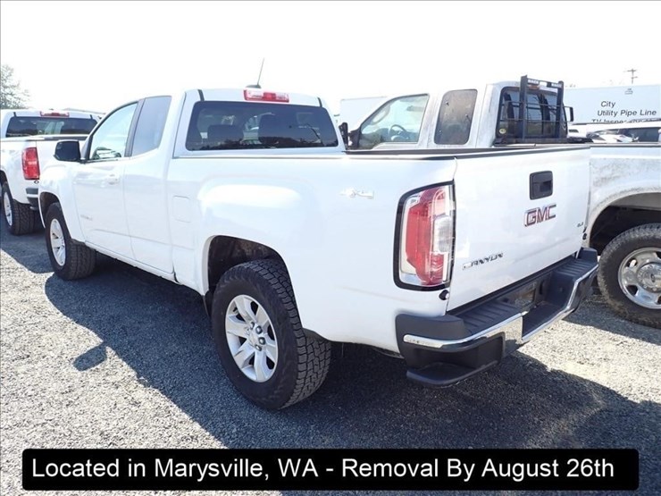 2016-gmc-canyon-image-10
