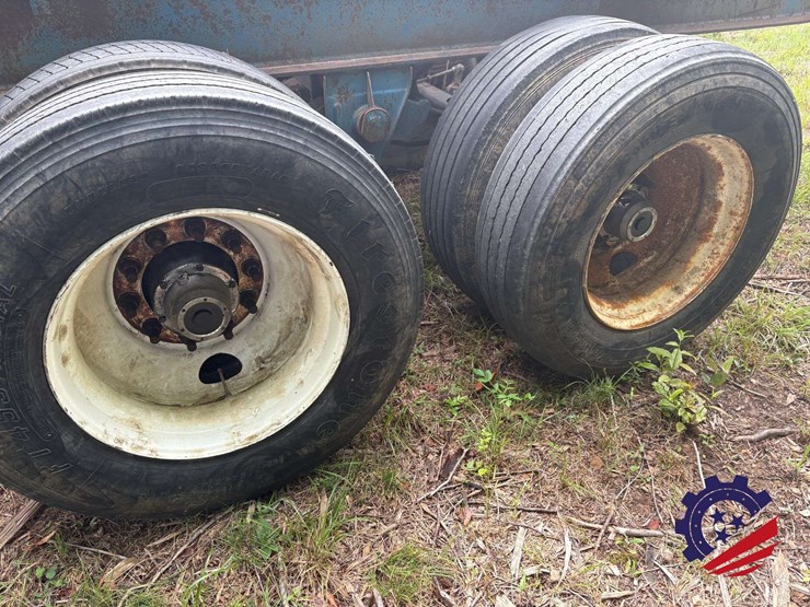 1997-savo-double-bunk-t/a-log-trailer-image-31