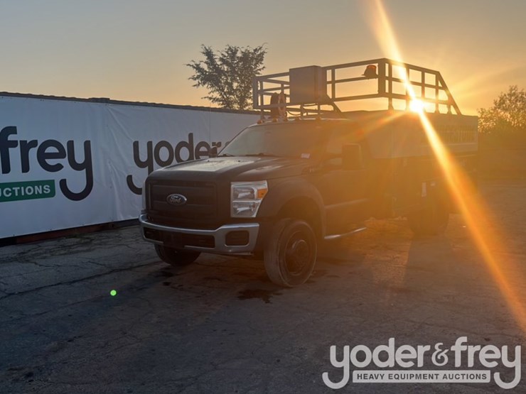 2011-ford-f550-image-2
