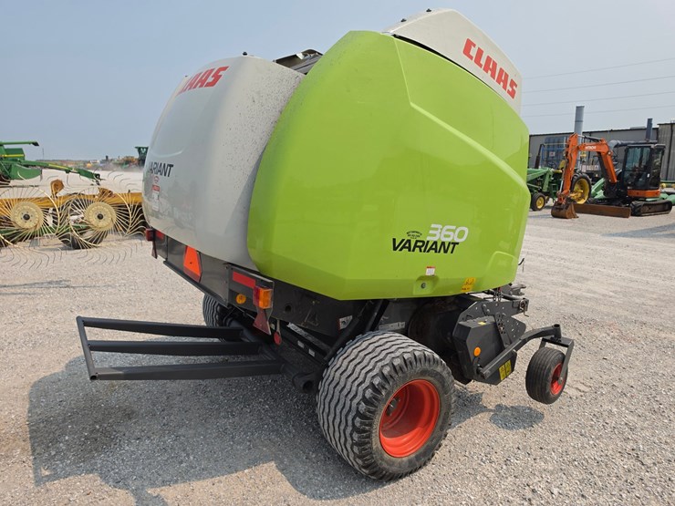 claas-variant-360-image-6