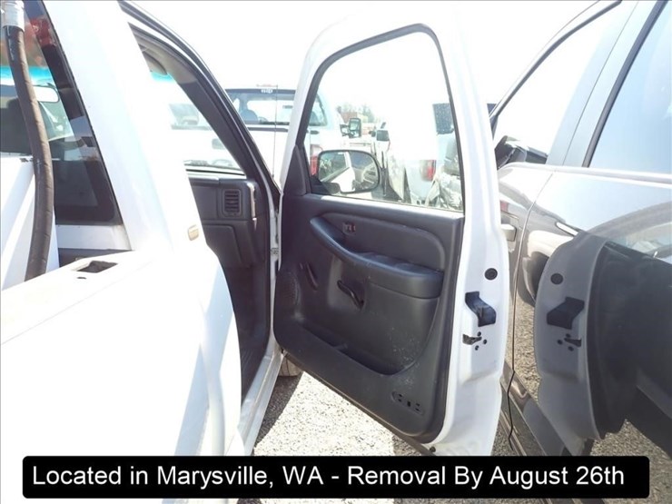 2001-chevrolet-1500-image-22