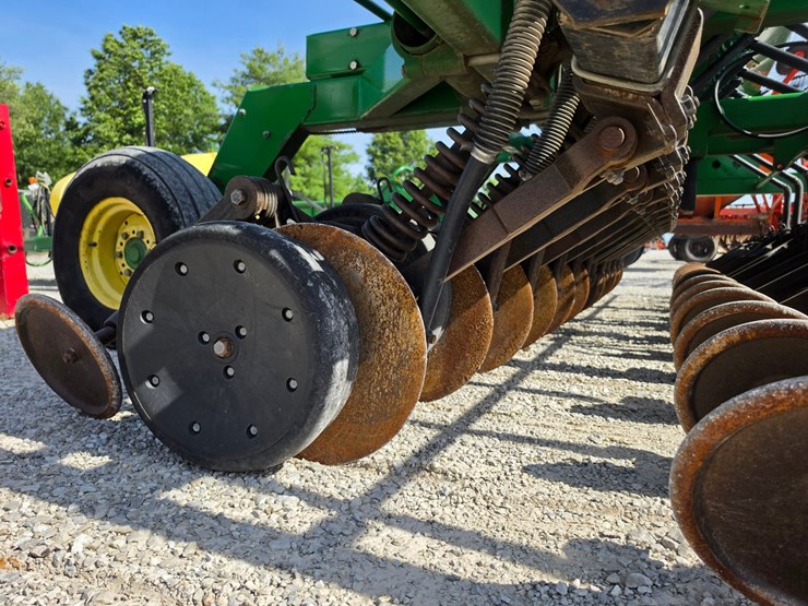 2002-john-deere-1590-image-6