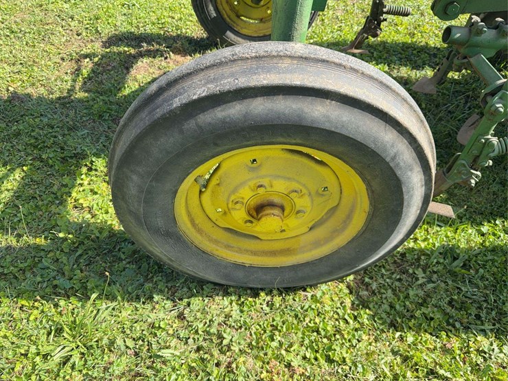 1955-john-deere-40-image-10