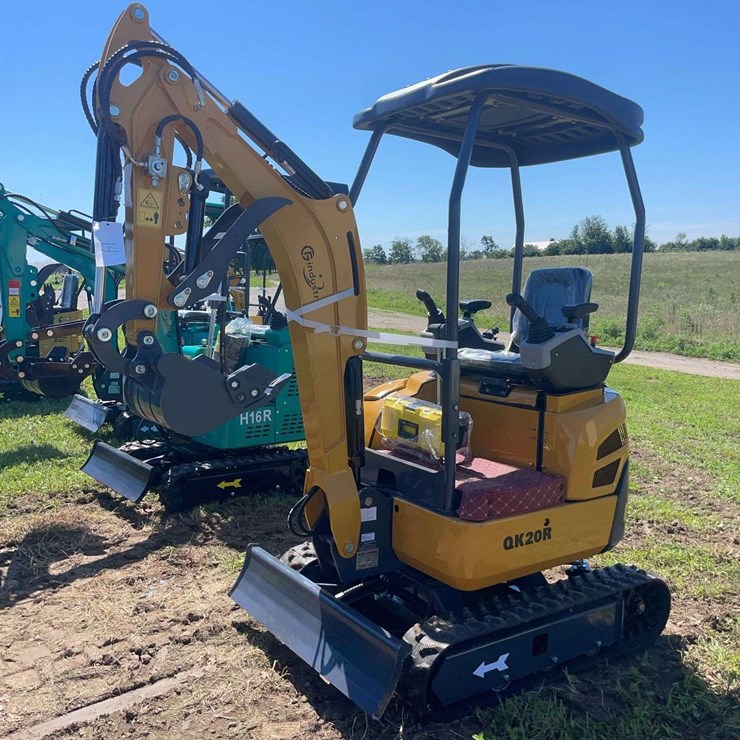 QK20R Mini Excavator