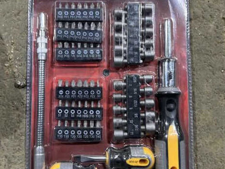 #219-•-ironton-70-pc.-1/4-drive-socket-set-&-ultra-steel-image-2