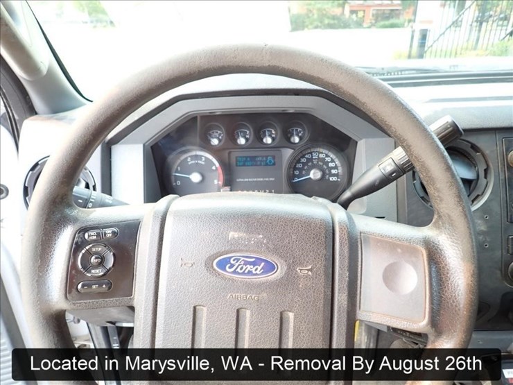 2011-ford-f550-image-26