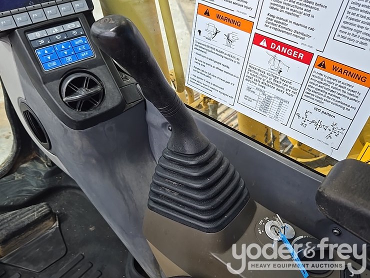 2016-komatsu-pc170-lc-10-image-60