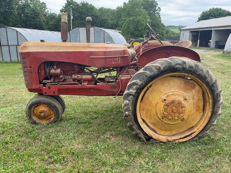 massey-ferguson-30-image-2