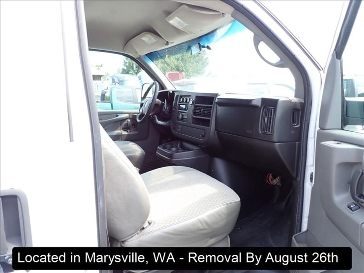 2008-chevrolet-express-2500-image-2