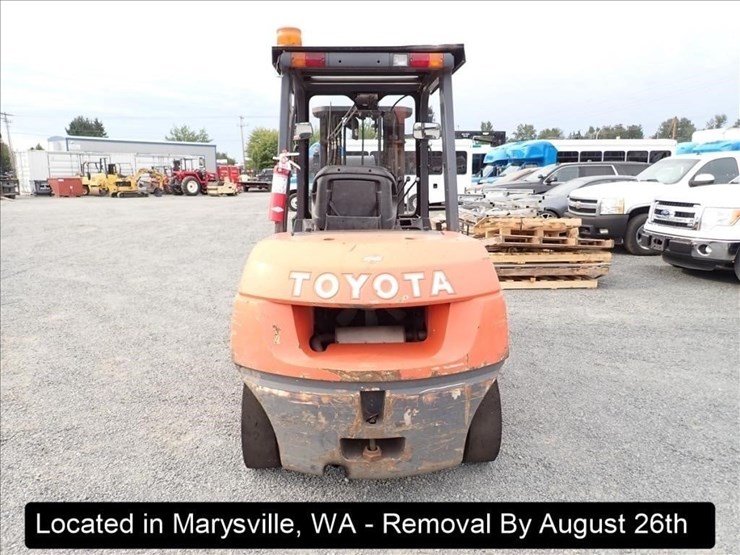 2008-toyota-7fdu35-image-15