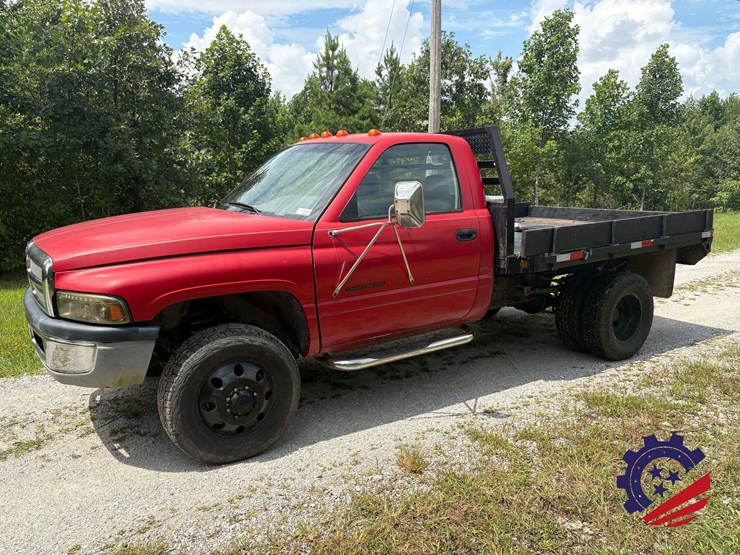 1997-dodge-3500-image-1