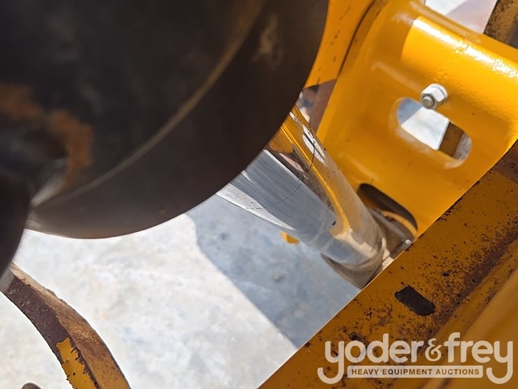 2017-jcb-510-56-image-27