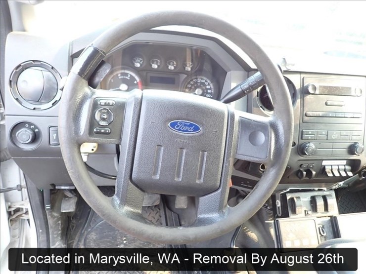 2014-ford-f550-image-29