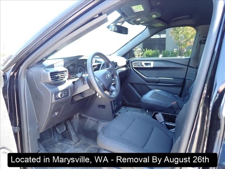 2020-ford-explorer-image-5