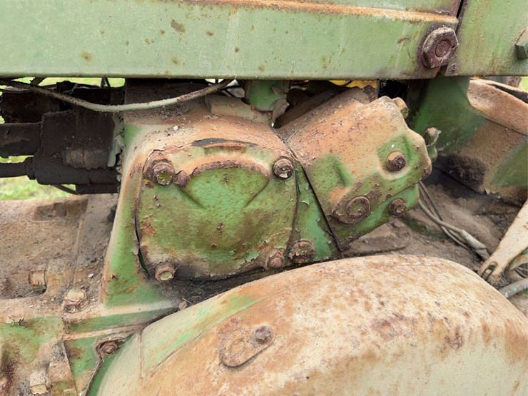 john-deere-60-image-40