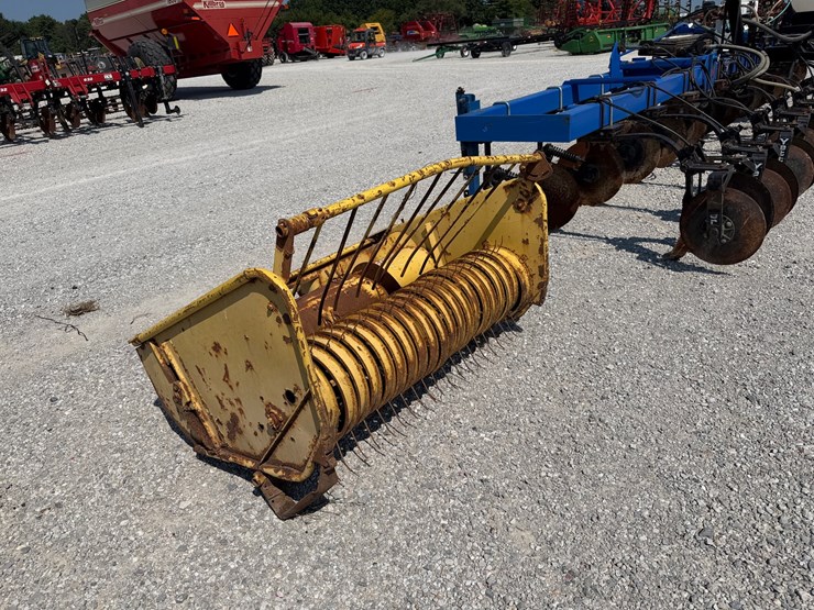 new-holland-717-image-6