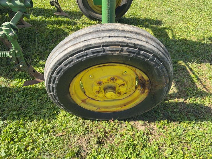 1955-john-deere-40-image-15