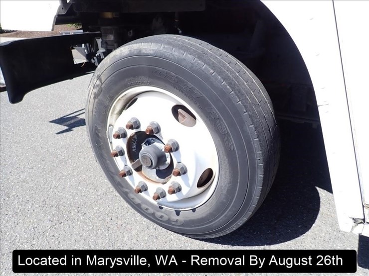 2012-freightliner-mt55-image-23