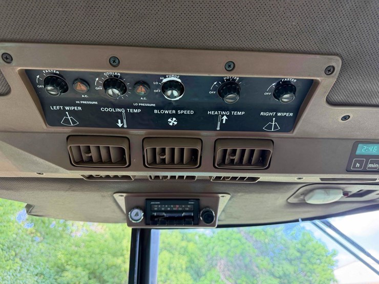 john-deere-4450-image-21