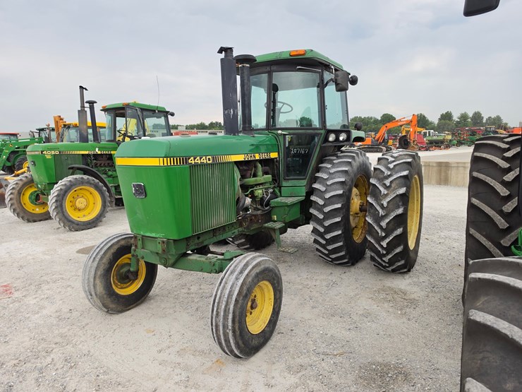 1981-john-deere-4440-image-20
