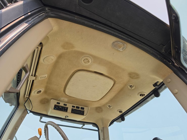 2013-john-deere-7200r-image-5