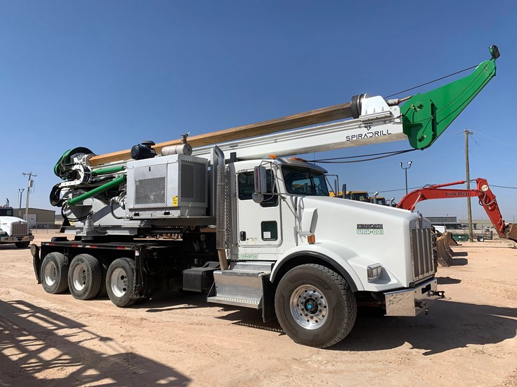 2024-kenworth-t800-image-2