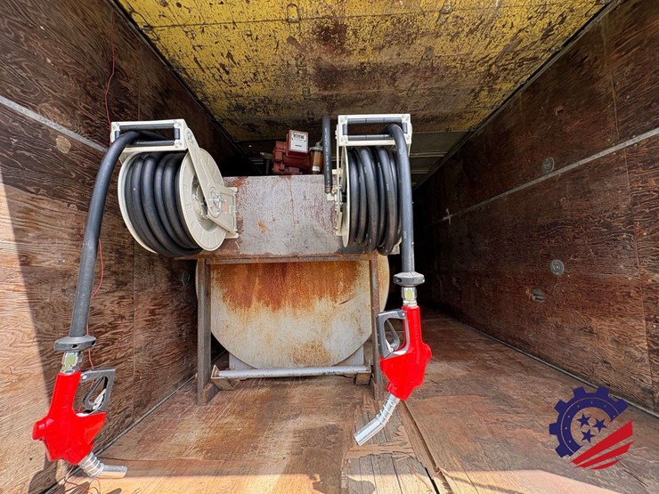 jobsite-fuel-tank-&-dual-t/a-storage-gooseneck-trailer-image-39