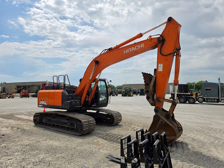 2021-hitachi-zx210-lc-6n-image-25