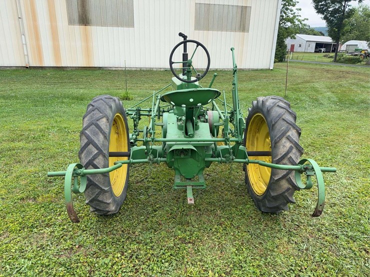 john-deere-h-image-4
